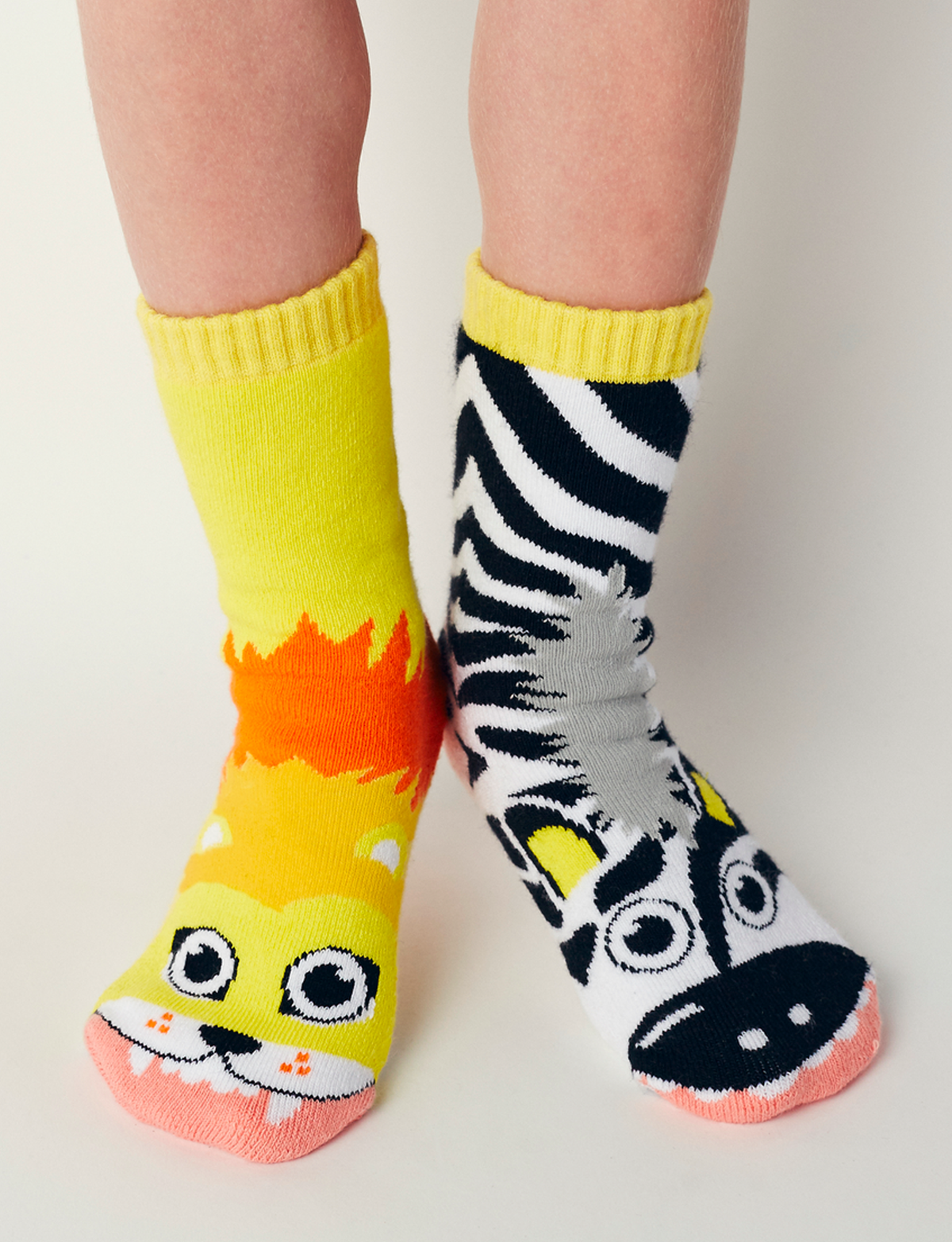 Pals/Lion & Zebra Mismatched Animals Non-Slip Socks for Kids