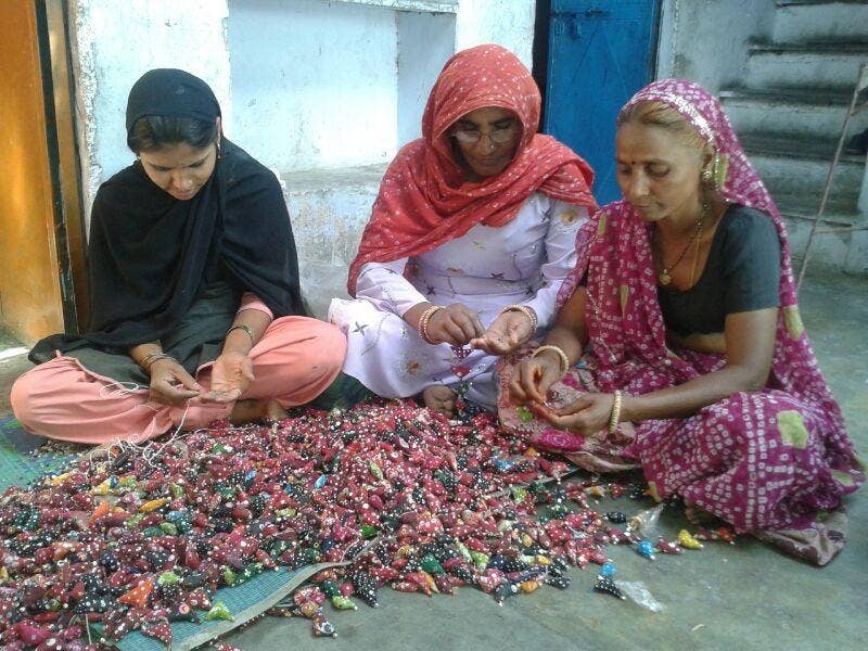 Mira Fair Trade/Prosperity Tota - Long