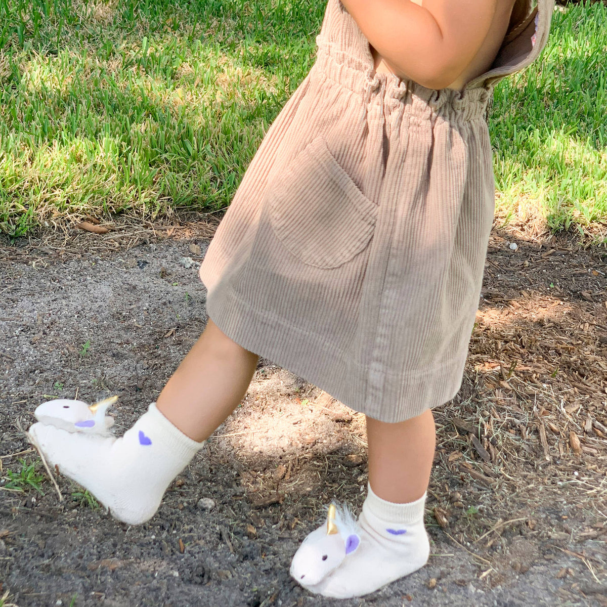 Liventi/Golden Unicorn Boogie Toes Rattle Socks