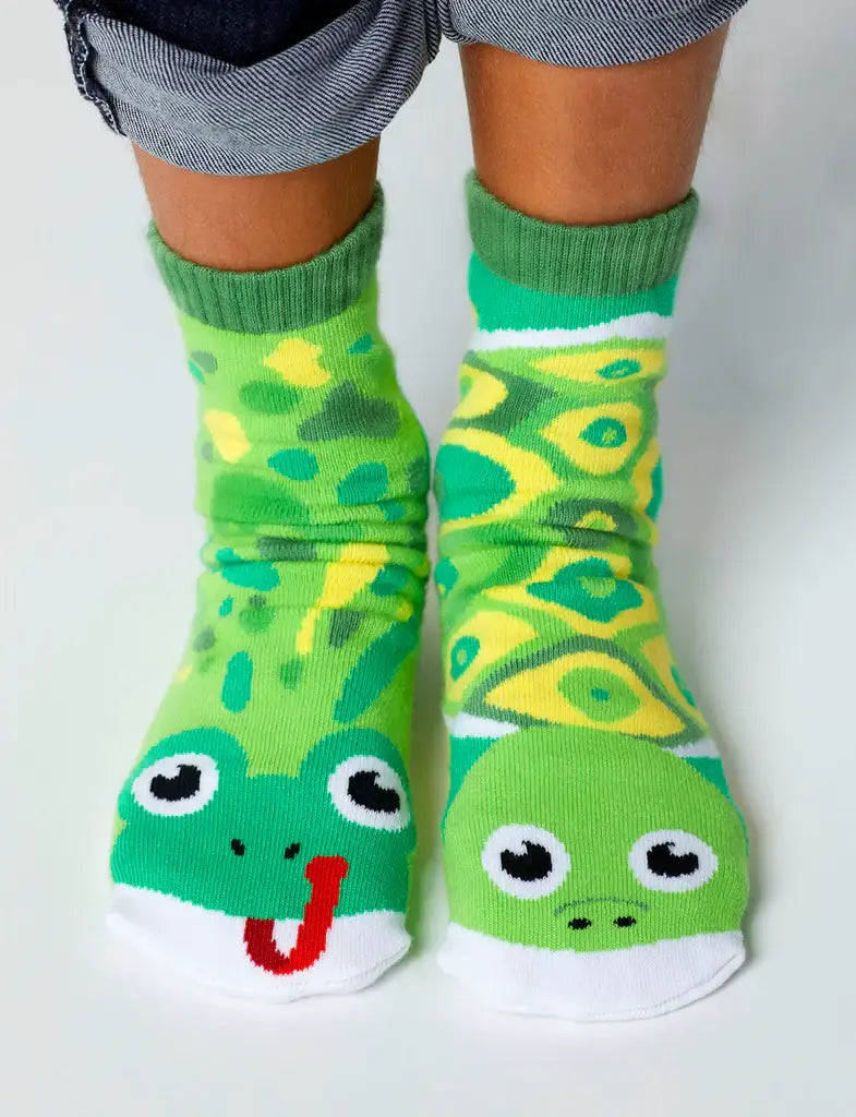 Pals/Frog & Turtle Mismatched Non-Slip Kids Socks