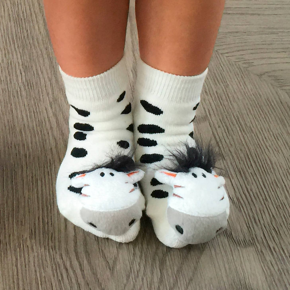 Liventi/Playful Zebra Boogie Toes Rattle Socks