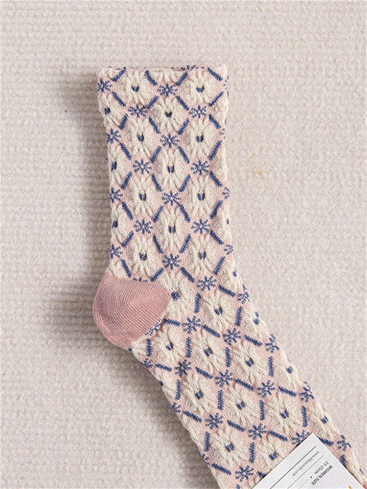 Women&#39;s Socks with Flowers