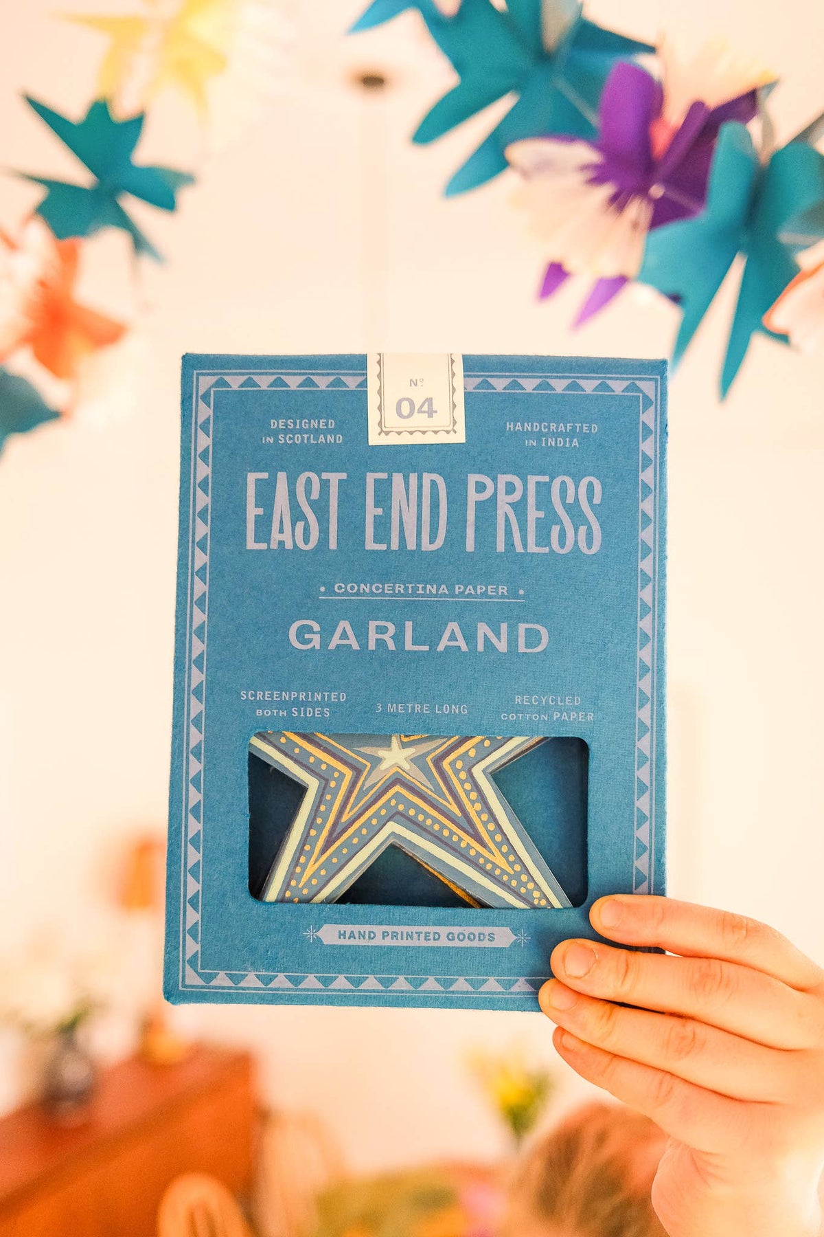 East End Press/Stars Concertina Garland