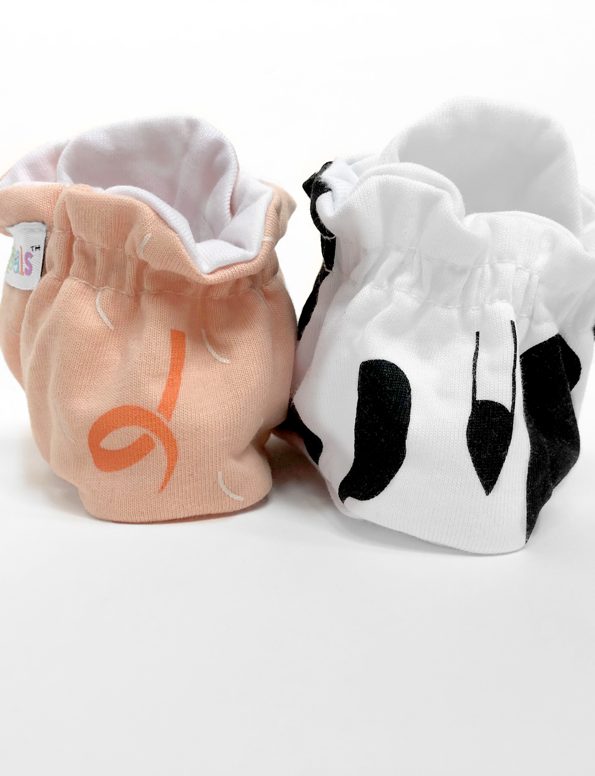 Pals/Calf & Piglet Mismatched Non-Slip Baby Booties