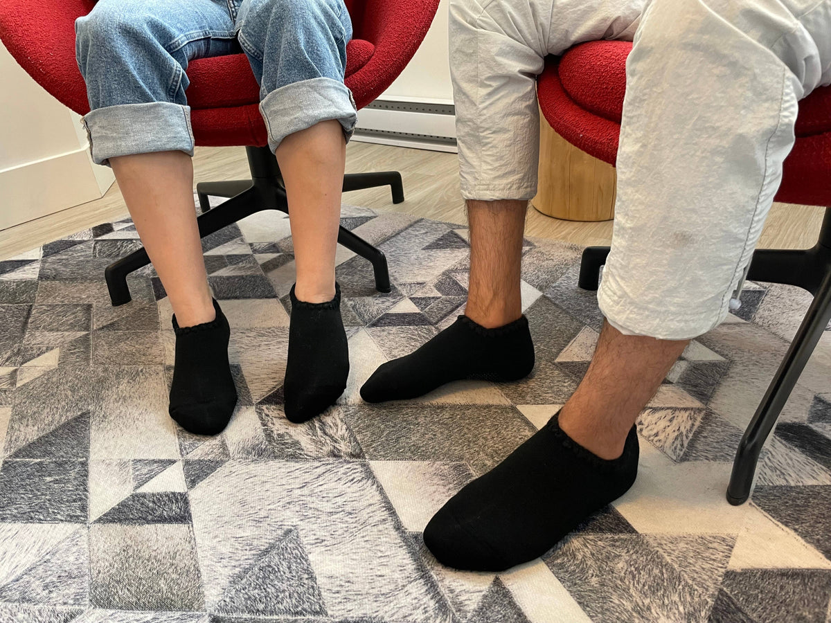 Cherrystone/Handcrafted Wool Slipper Socks with Grips Size Large
