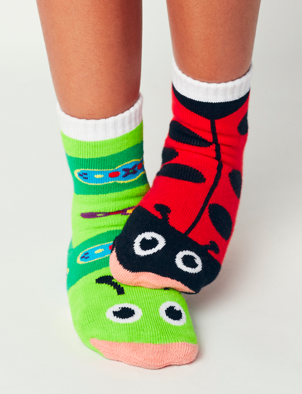 Pals/Ladybug & Caterpillar Fun Mismatched Non-Slip Kids Socks