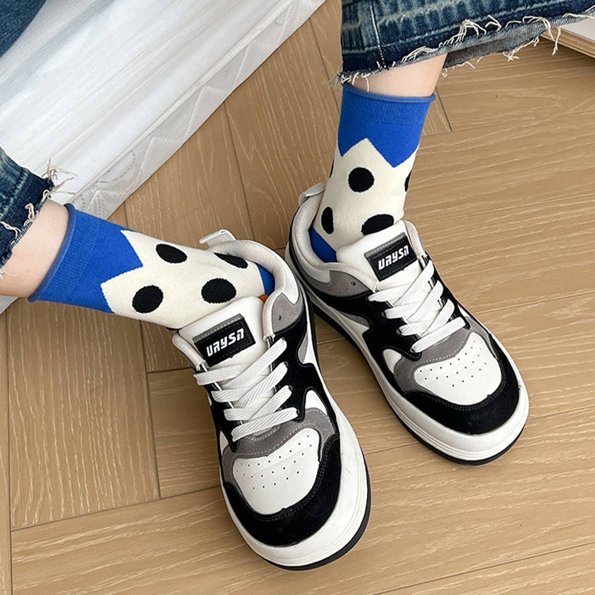 Yuppie Sox ALL-SEASON PURE COTTON MID-TUBE POLKA DOT SOCKS