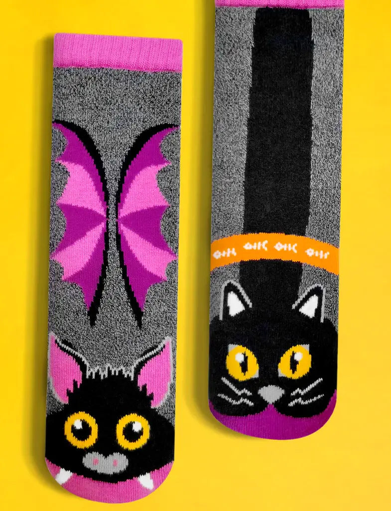 Pals/Bat & Black Cat Fun Non-Slip Halloween Socks for Little Kids