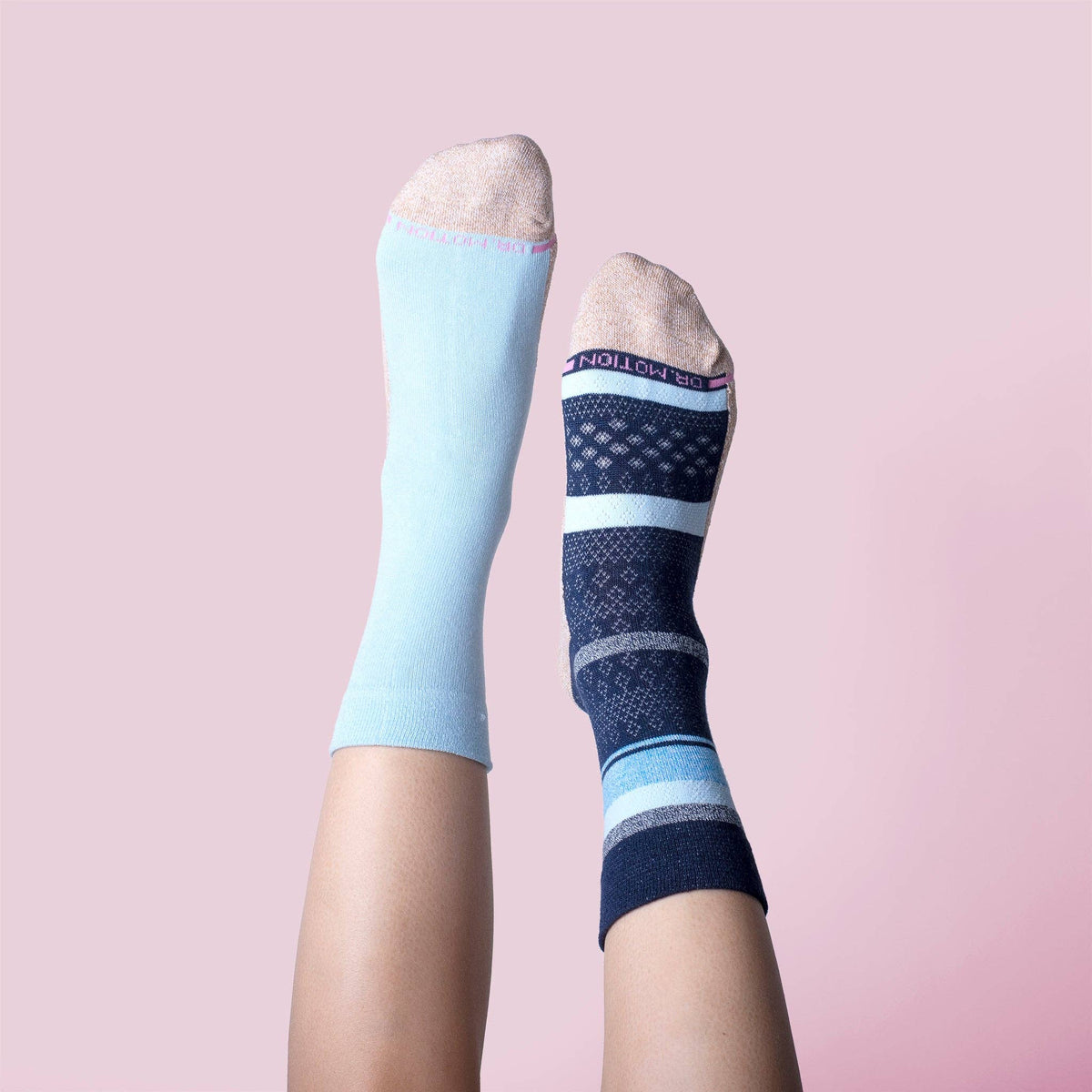 Dr. Motion/Multi Stripe Texture | Comfort Top Half-Cushion Socks For Women