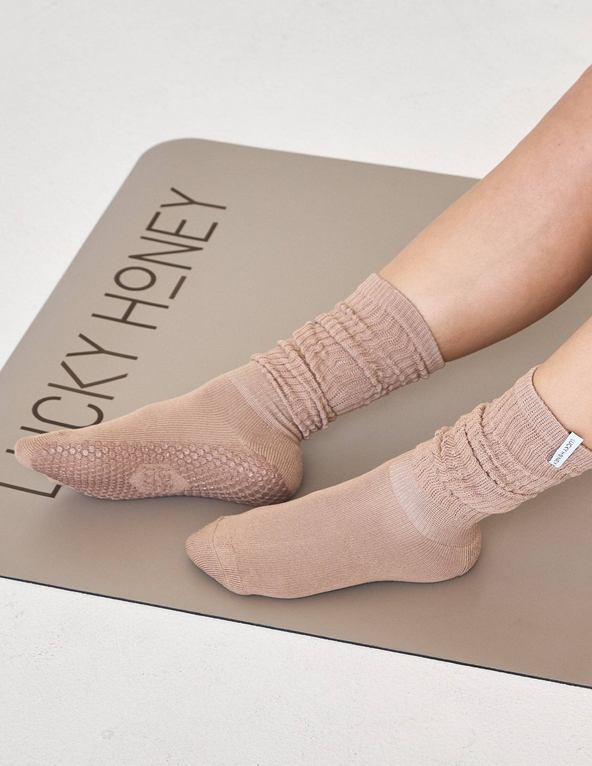 Lucky Honey/The Scrunchie Grip Sock Cocoa/Pilates/Yoga