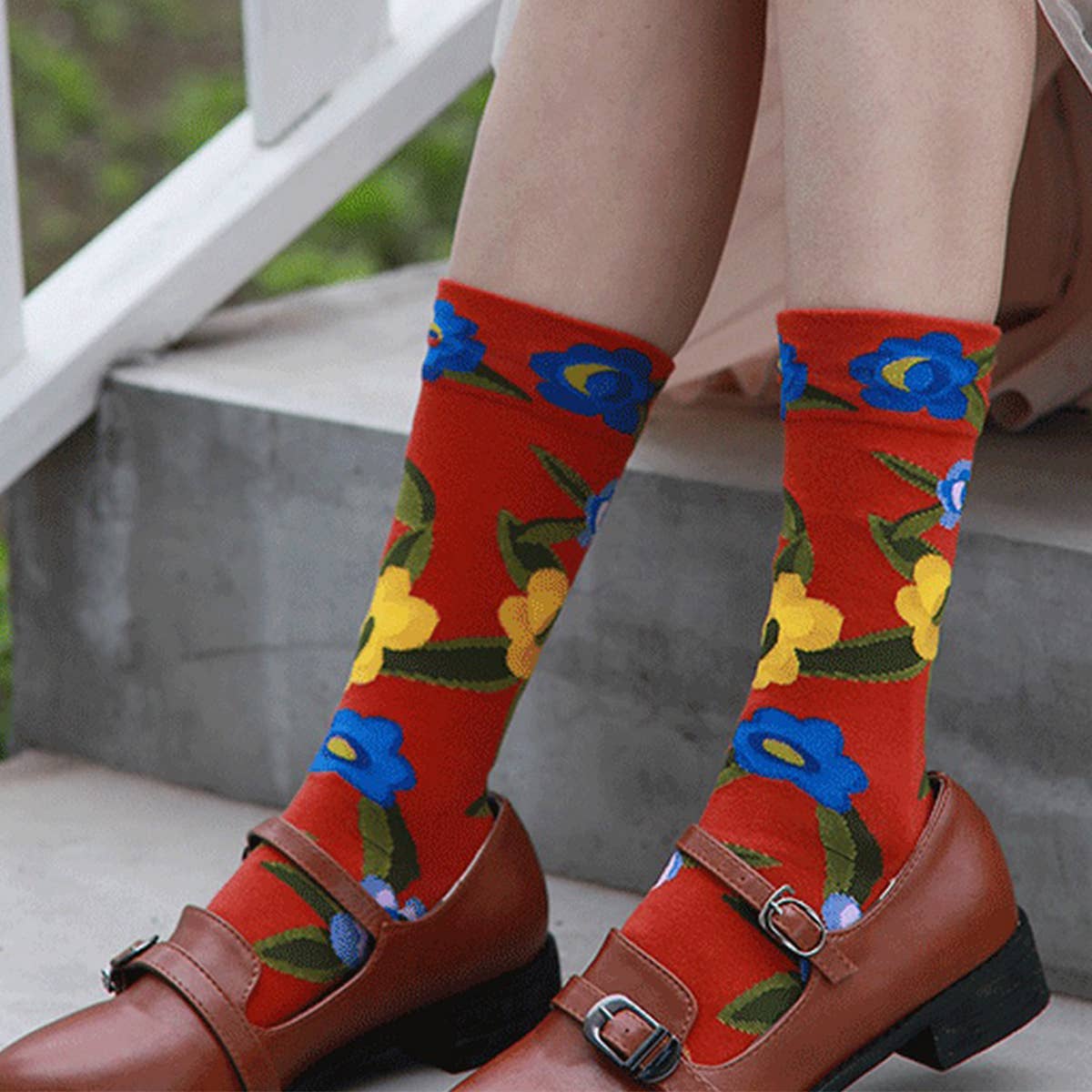 Yuppie Sox CARTOON GRAFFITI  MID TUBE TIDE SOCKS