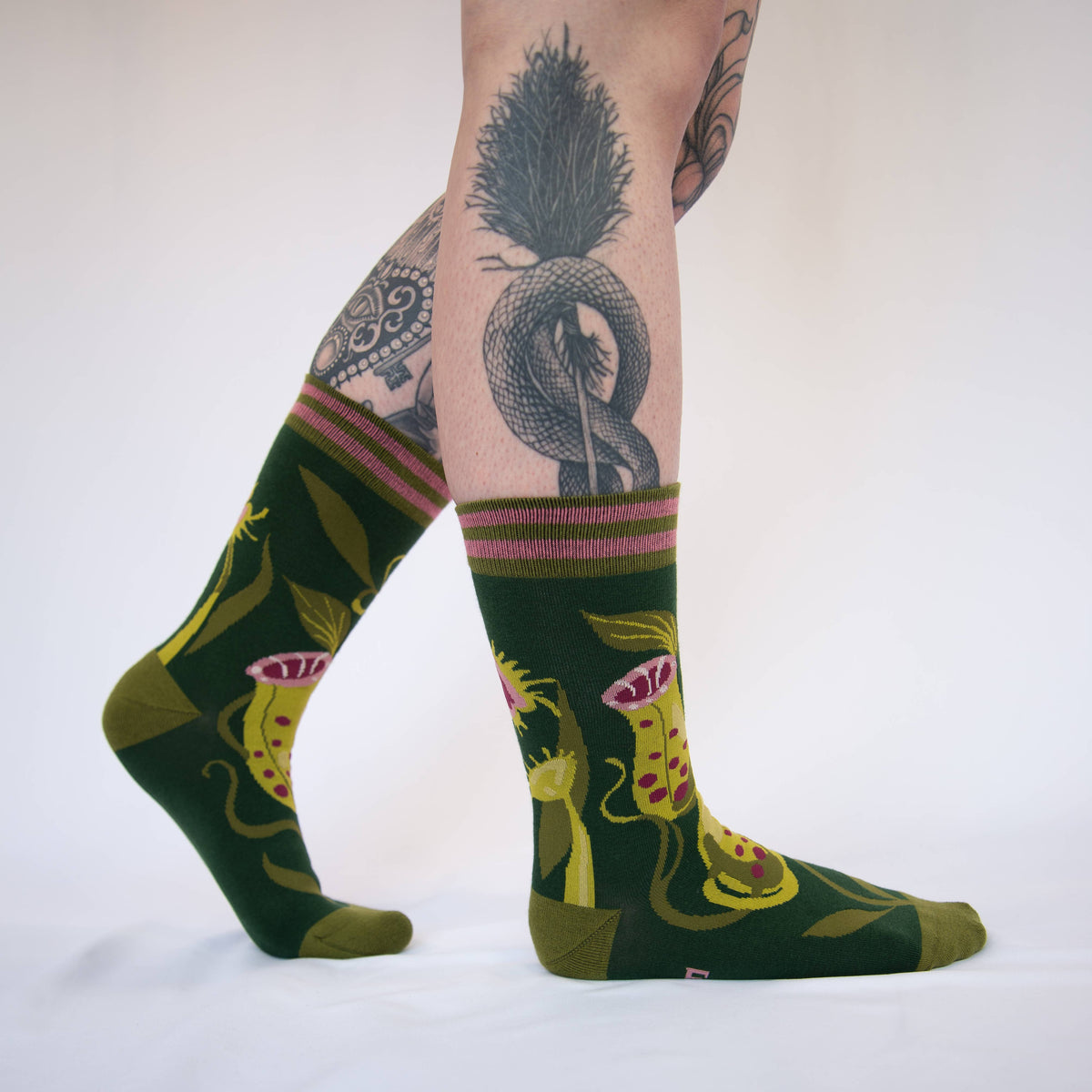 Foot Clothes/Pitcher Plant Crew Socks