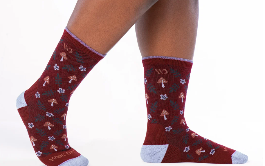 Darn Tough/Wide Open/Women's Wildwood Cushioned Crew Socks/9512